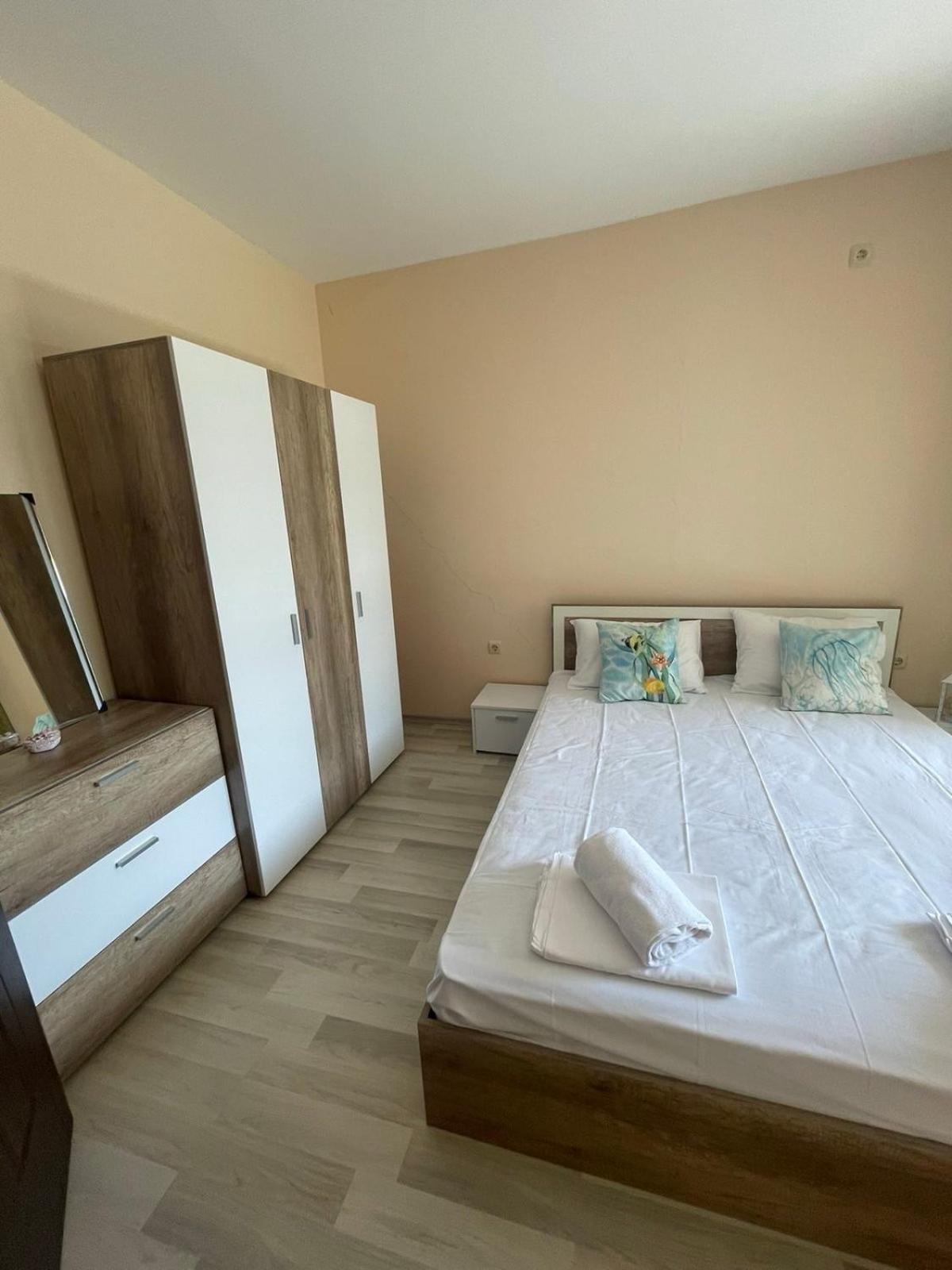 Private Apartments In Apolon رافدا المظهر الخارجي الصورة